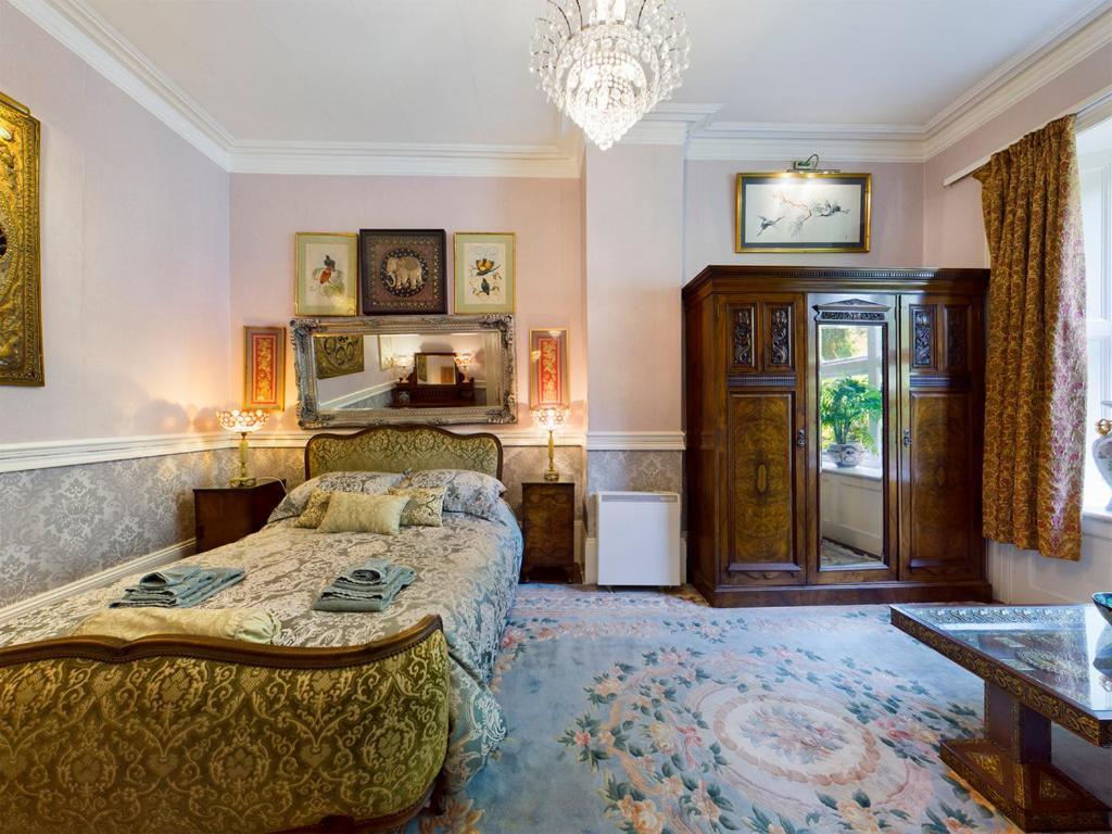 Luxurious Apartment In Historic Mansion - Sleeps 7 Ladock Ngoại thất bức ảnh